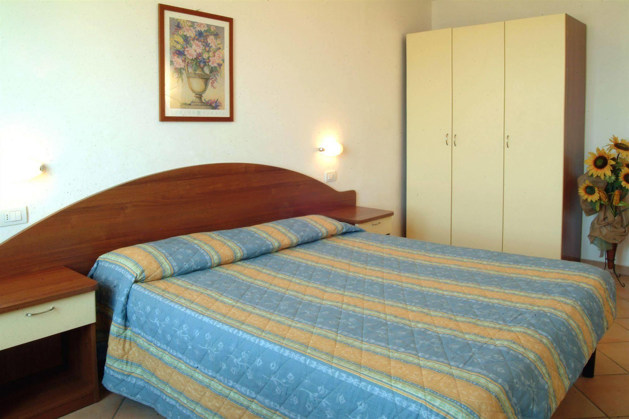 Residence Algarve Rimini Exterior photo