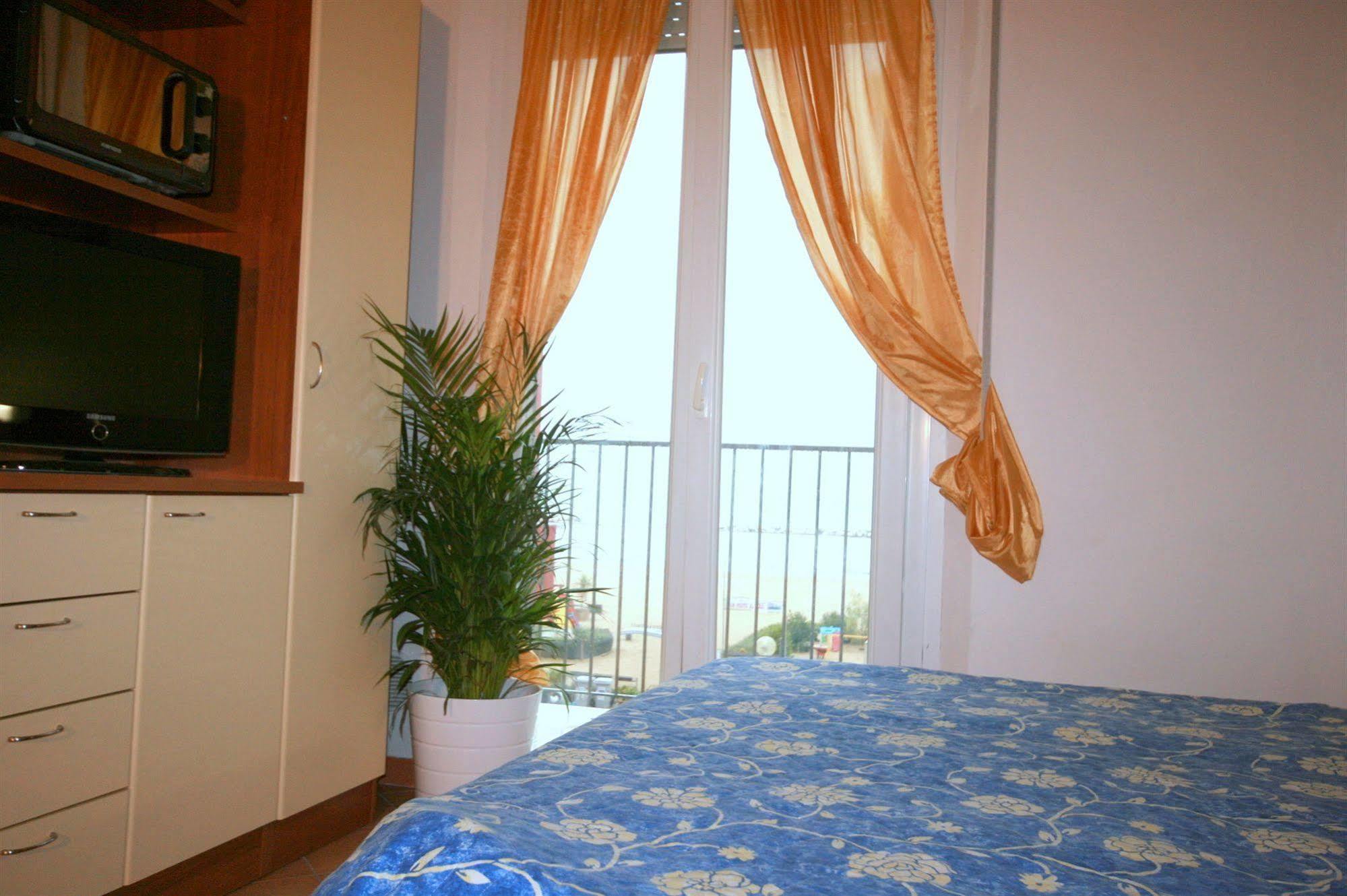 Residence Algarve Rimini Exterior photo